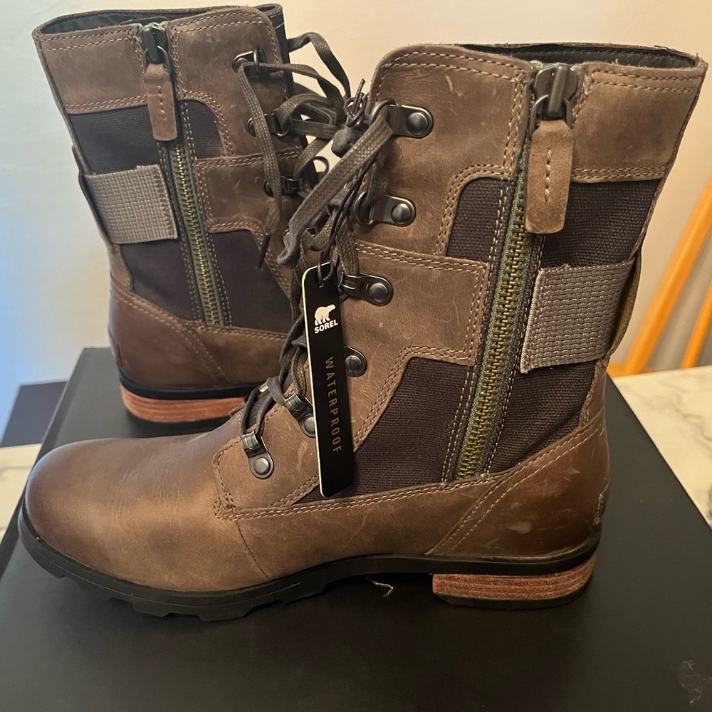 Sorel Emilie Conquest Waterproof Combat Boots Size 8 Quarry Brown NIB